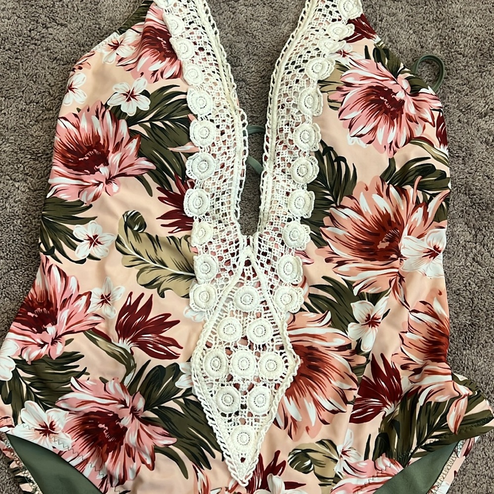 Kona Sol (Target brand) • ONE PIECE